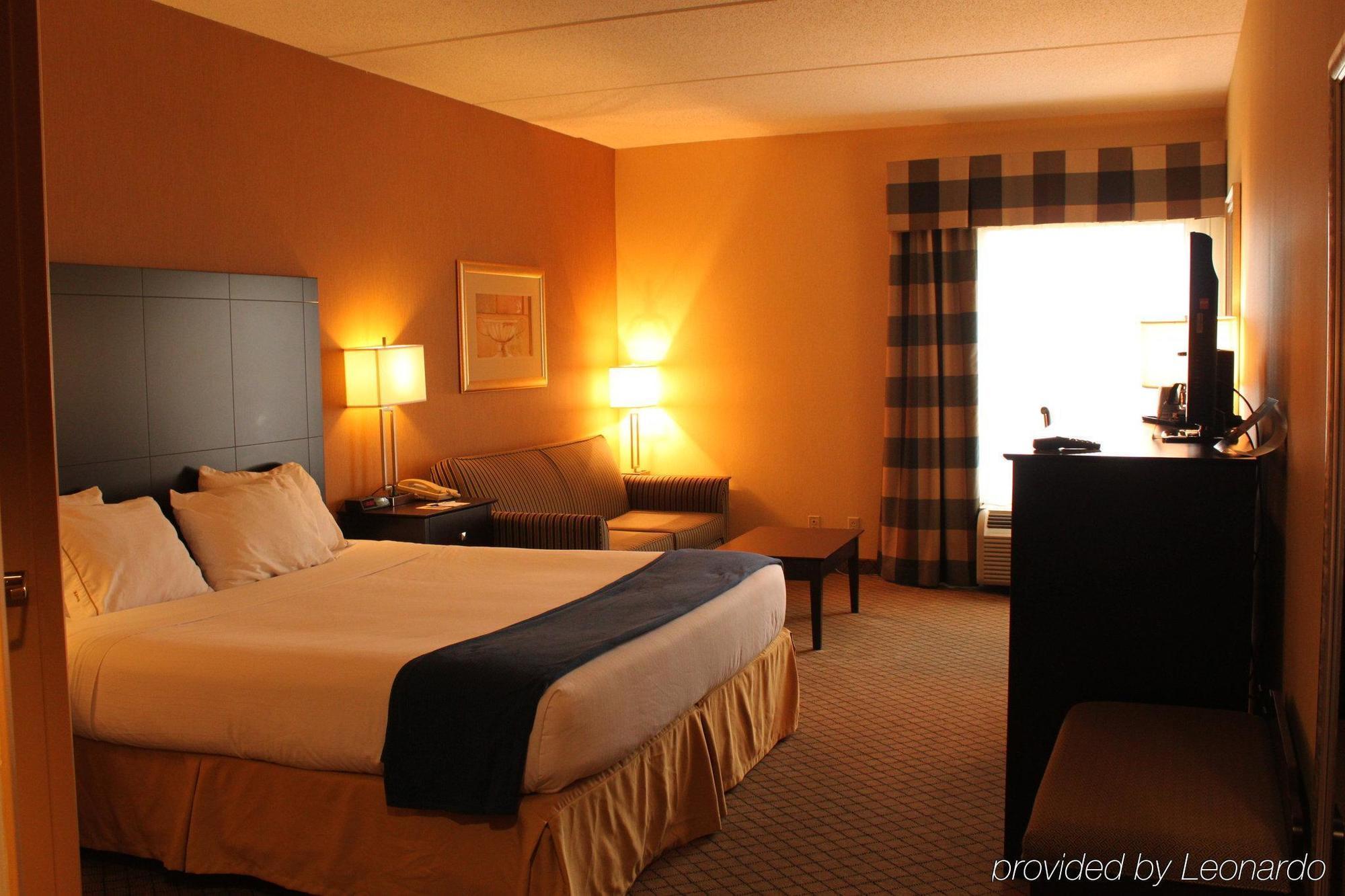 Holiday Inn Express Lewisburg - New Columbia, An Ihg Hotel Room photo